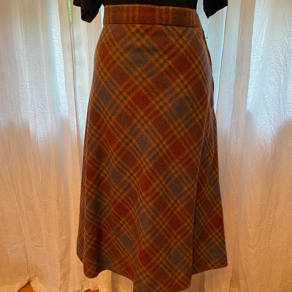 Vintage plaid skirt